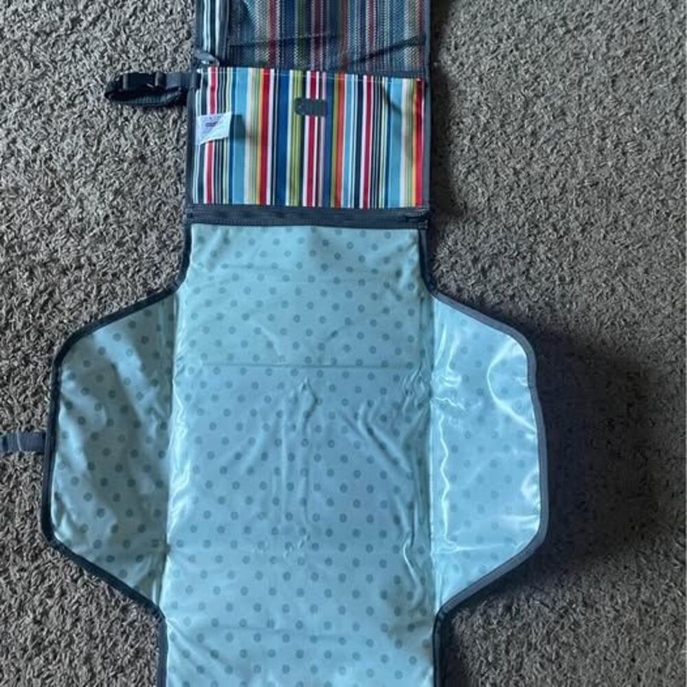 baby skip hop diaper clutch